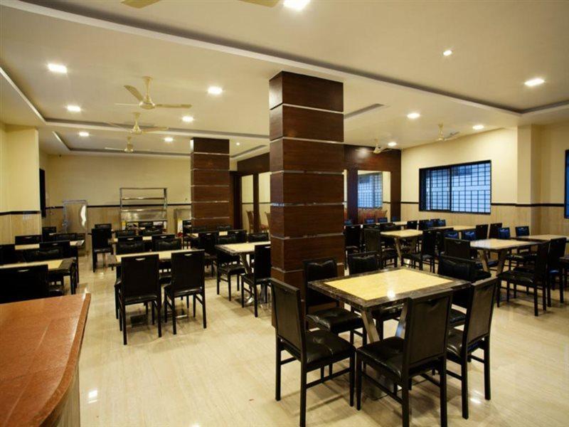 Hotel Mahalakshmi Residency Kolluru Dış mekan fotoğraf